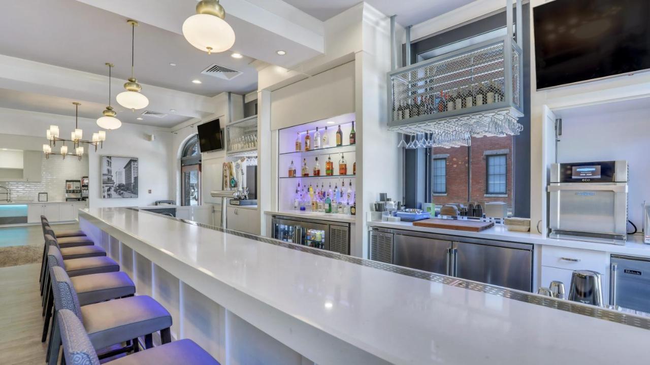 Staybridge Suites Savannah Historic District By Ihg Dış mekan fotoğraf