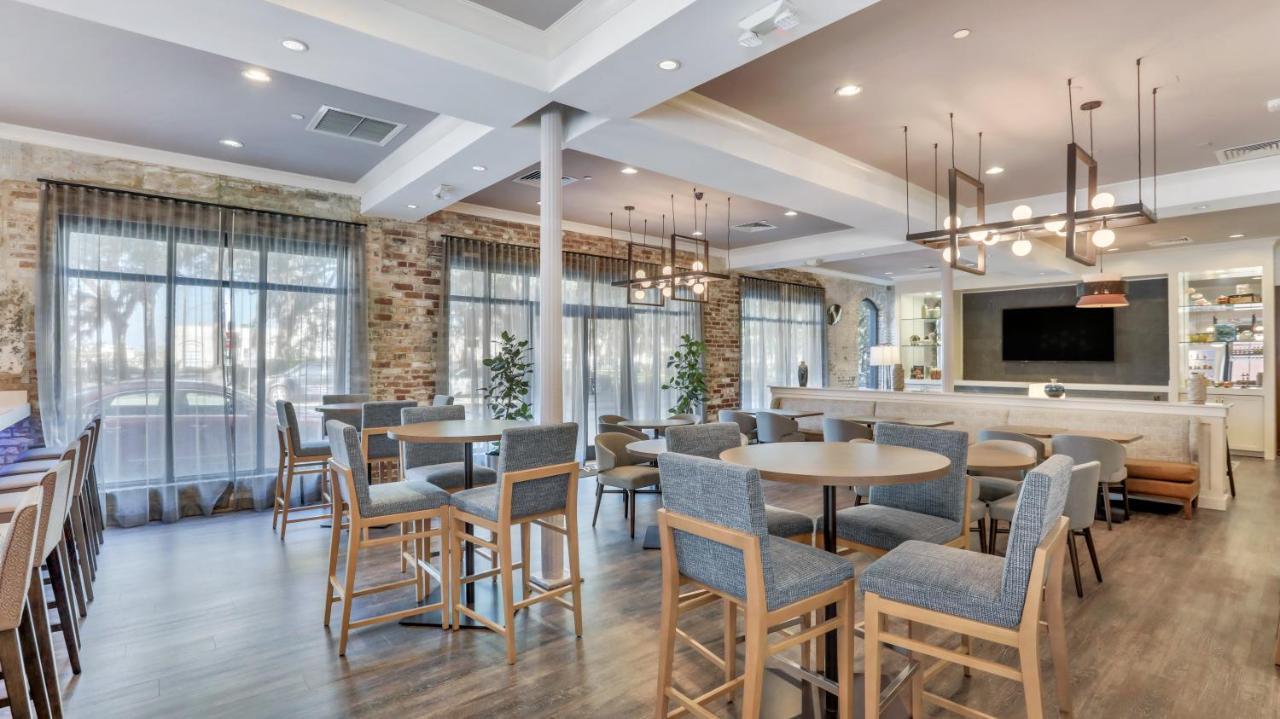 Staybridge Suites Savannah Historic District By Ihg Dış mekan fotoğraf