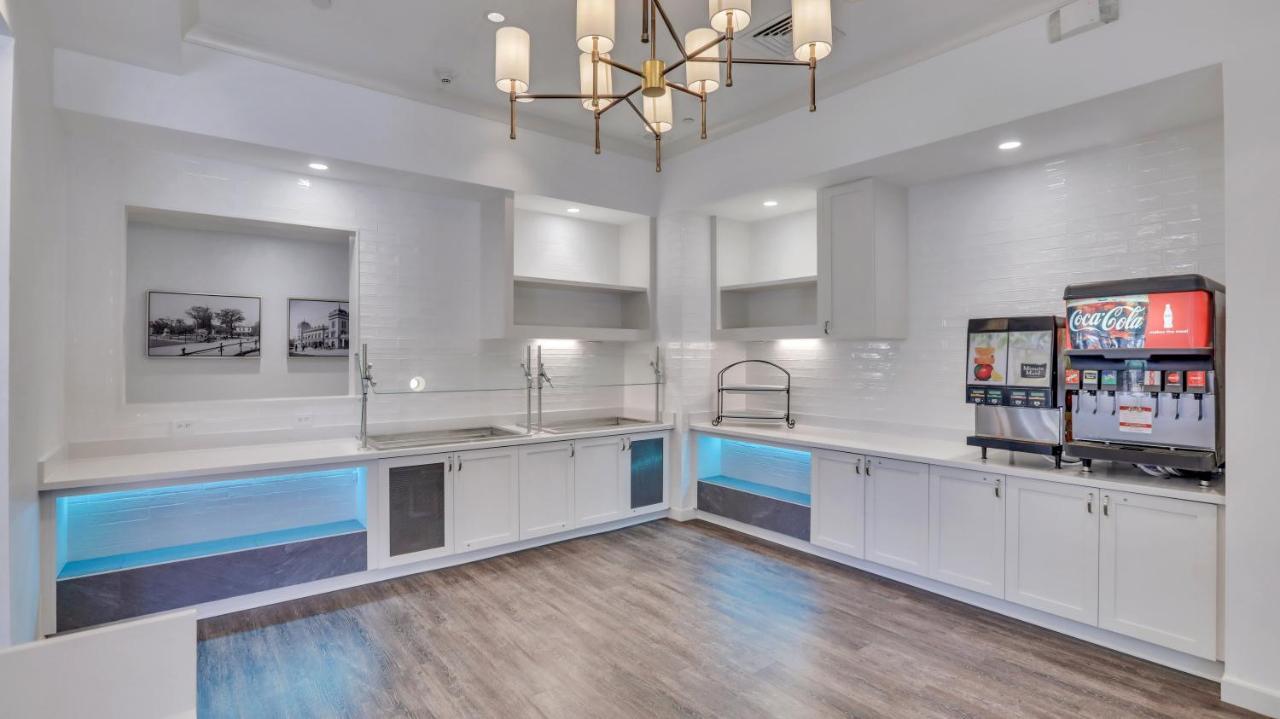 Staybridge Suites Savannah Historic District By Ihg Dış mekan fotoğraf