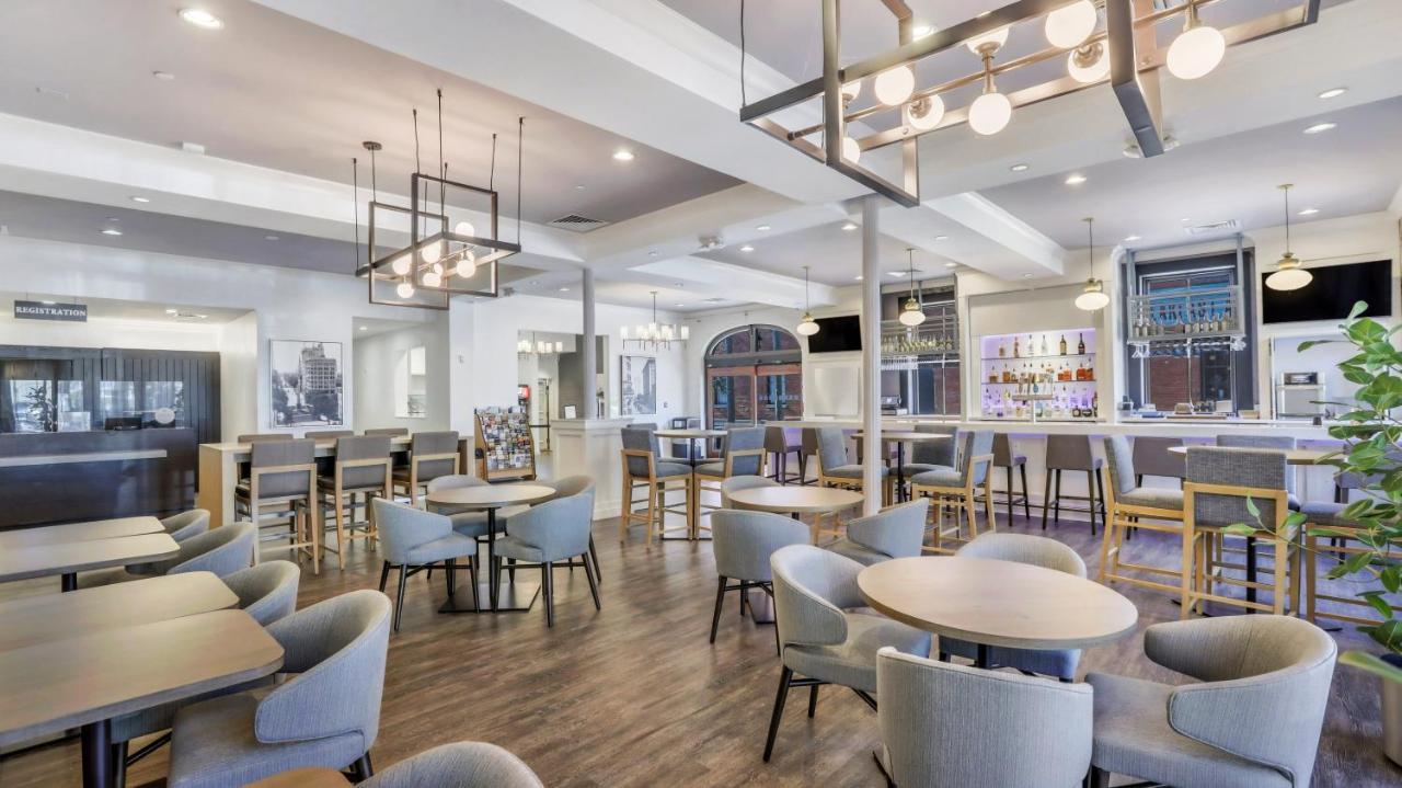 Staybridge Suites Savannah Historic District By Ihg Dış mekan fotoğraf
